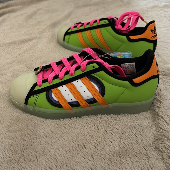 Adidas x The Simpsons shoes. The Simpsons Squishee. Superstar Simpsons. - Picture 2 of 11